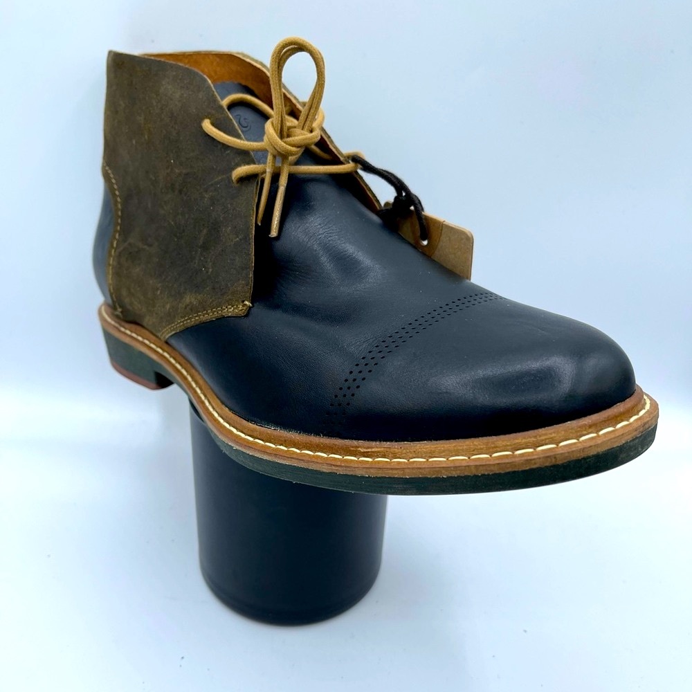 OluKai Two-Tone Leather Chukka Boots - Picture 2 of 16